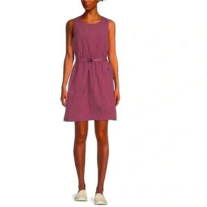 Avia Plum Sleevelesd Athletic/Casual Dress with zip pockets size 8/10